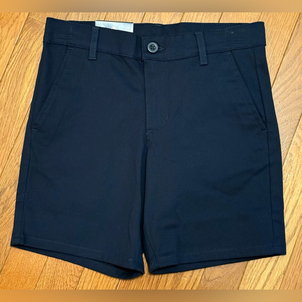 Izod Boys 8 Husky Navy Flat Front Shorts Approved Schoolwear NWT